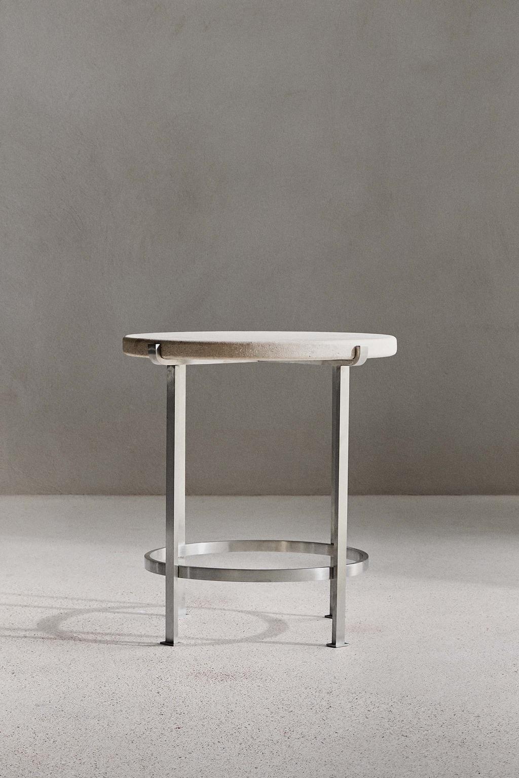 Sidetable 06