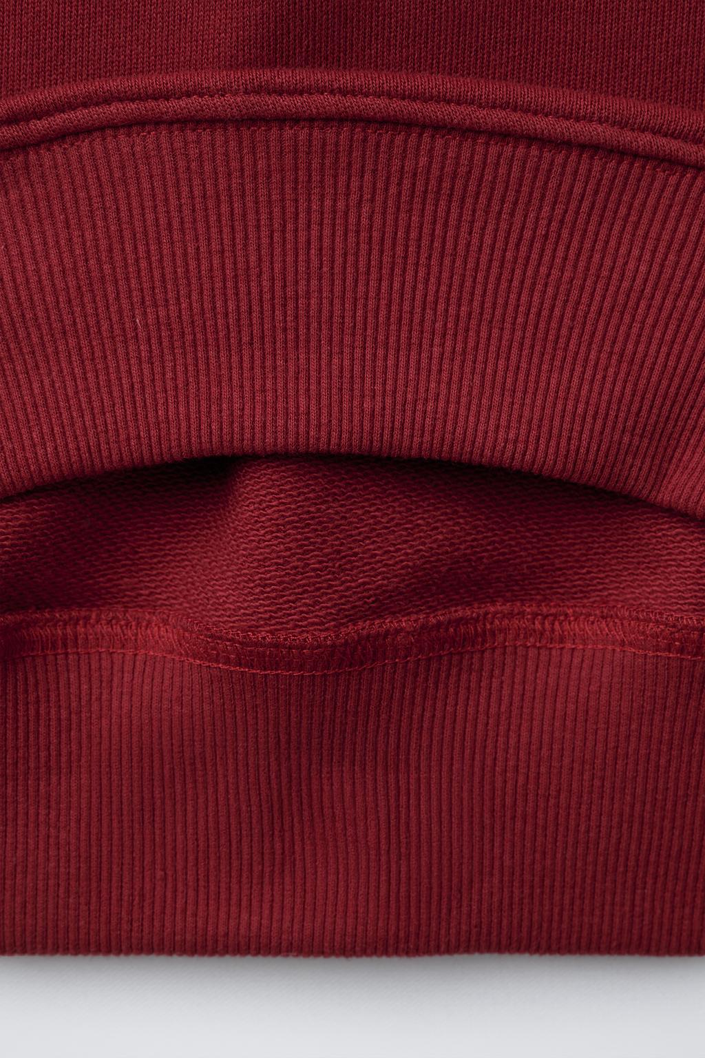 ТОЛСТОВКА С ТЕКСТОВЫМ ПРИНТОМ
