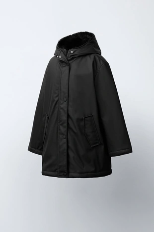 Прорезиненная куртка WATER REPELLENT с эффектом меха