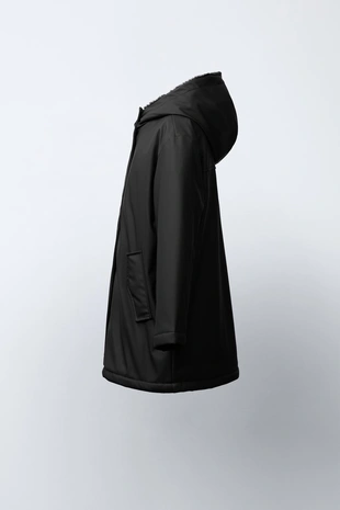 Прорезиненная куртка WATER REPELLENT с эффектом меха