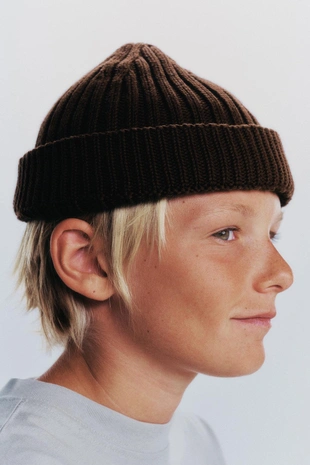 Шапка крупной вязки