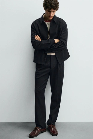 Брюки REGULAR FIT со складками- Заказать в России