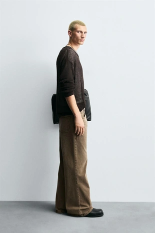 Джинсы RELAXED FLARE FIT- Заказать в России