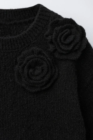 Трикотажный джемпер с цветами- Заказать в России