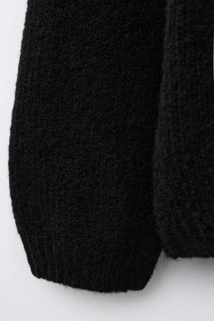 Трикотажный джемпер с цветами- Заказать в России