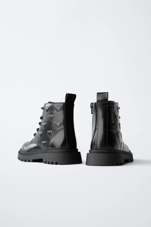 Ботинки с сердцем на каблуке- Заказать в России