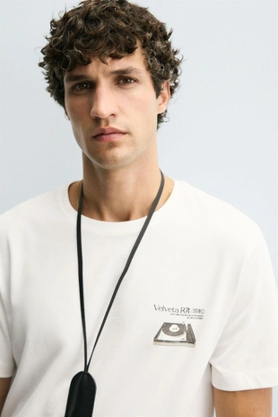 Футболка с принтом из винила- Заказать в России