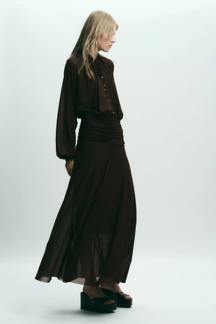 Длинное платье со сборками- Заказать в России