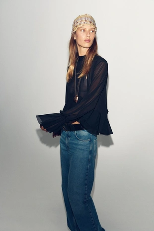 Легкий топ с оборочками- Заказать в России