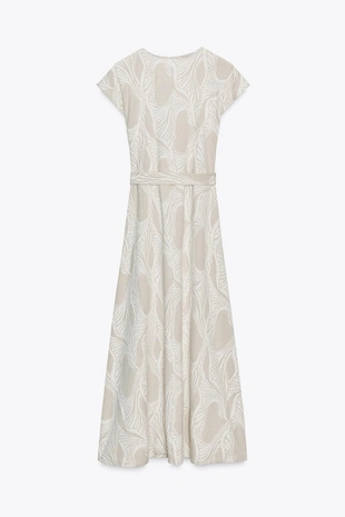 Жаккардовое платье с поясом- Заказать в России