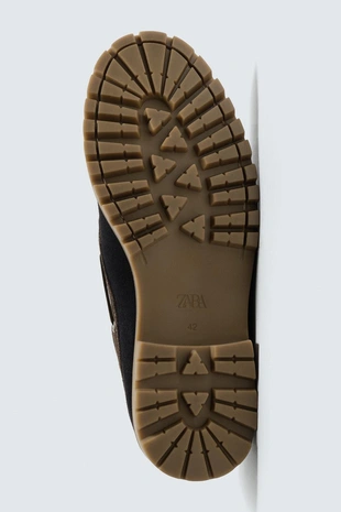 Контрастные кожаные топсайдеры- Заказать в России