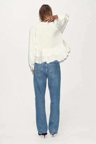 Блузка с круглым вырезом и V-образным вырезом