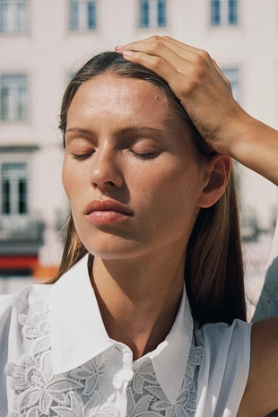 Рубашка из поплина с гипюром- Заказать в России