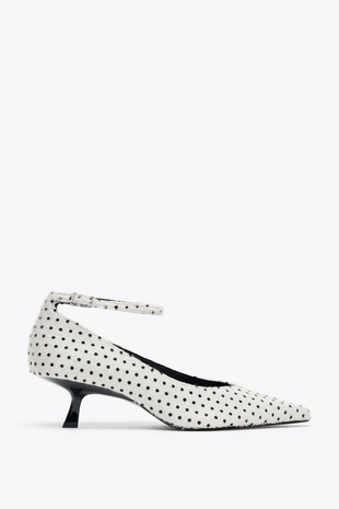 Туфли на каблуке из кожи и овечьей шкуры в горошек- Заказать в России