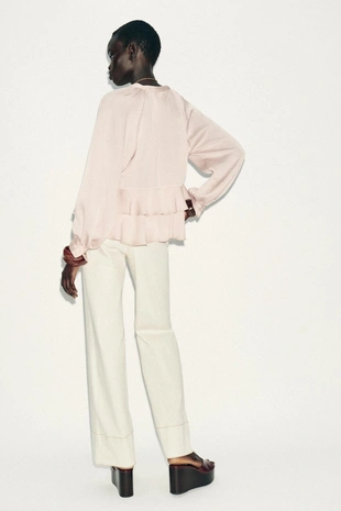 Блуза с воланами- Заказать в России