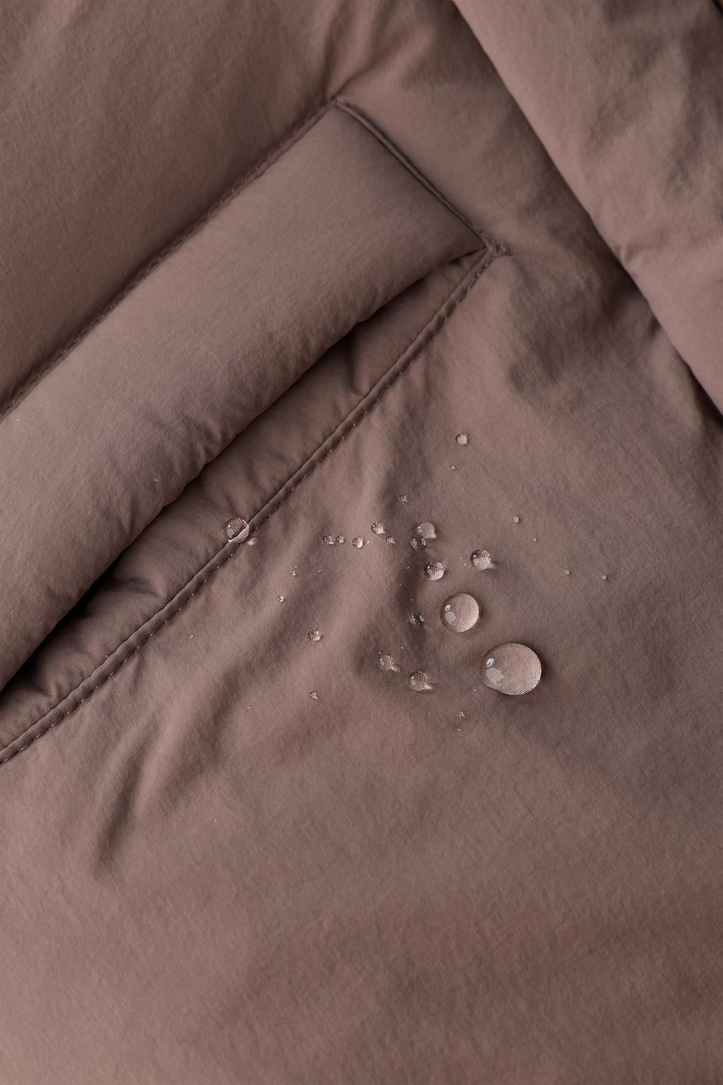 ПУХОВИК С НАПОЛНИТЕЛЕМ ИЗ ПЕРА И ПУХА WATER REPELLENT