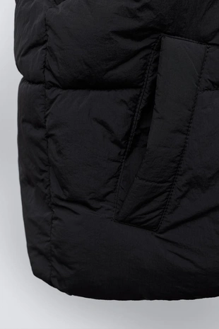 Стеганый жилет с капюшоном- Заказать в России