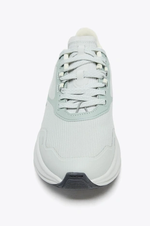 Беговые кроссовки