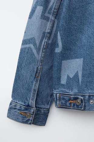 Джинсовая куртка с принтом- Заказать в России