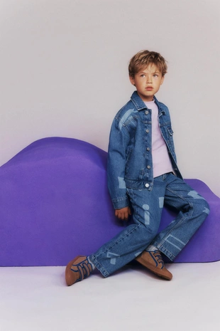 Джинсовая куртка с принтом- Заказать в России