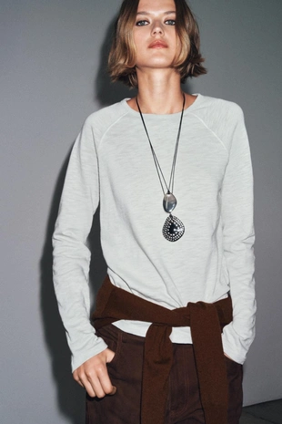 Хлопковая футболка реглан