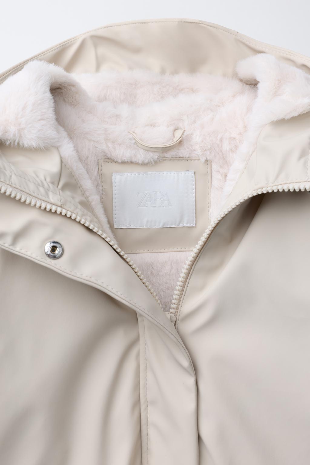 ПРОРЕЗИНЕННАЯ КУРТКА WATER REPELLENT С ЭФФЕКТОМ МЕХА