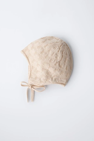 Cream | 2209/586/733 - Zara Трикотажный чепчик с текстурой