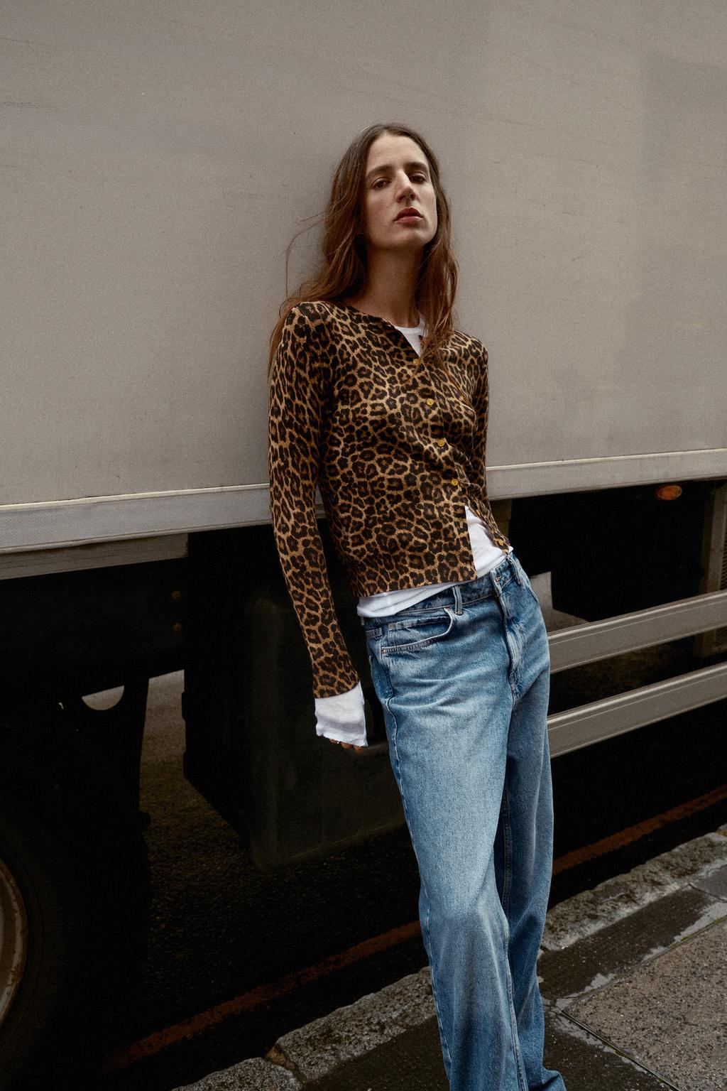 ANIMAL PRINT KNIT CARDIGAN