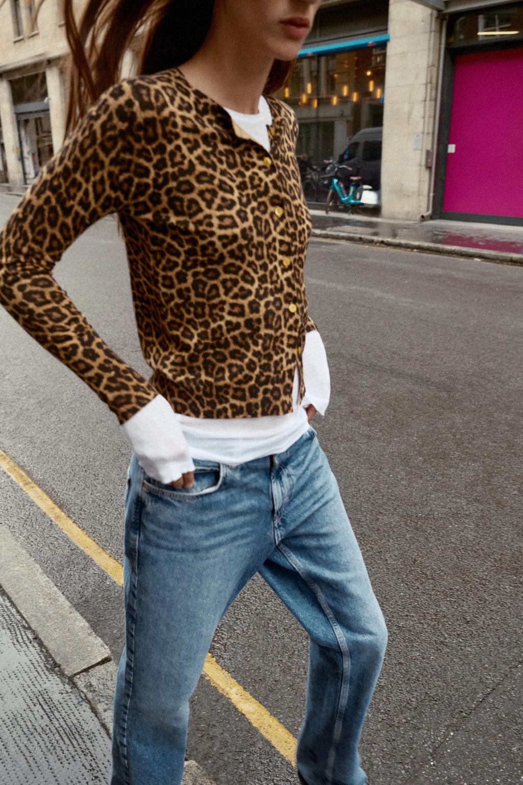ANIMAL PRINT KNIT CARDIGAN