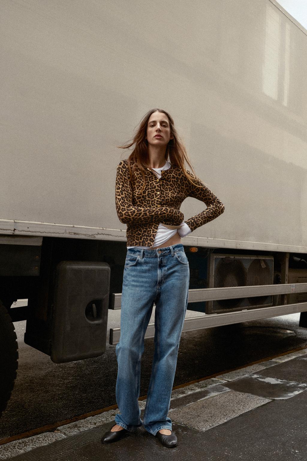 ANIMAL PRINT KNIT CARDIGAN