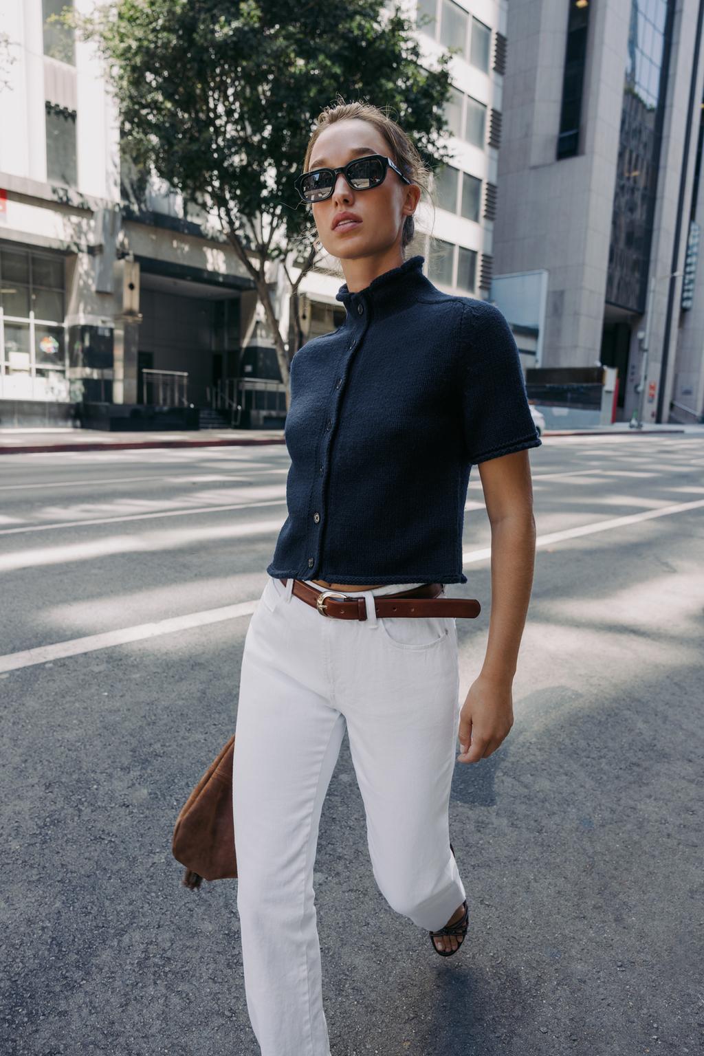 SHORT SLEEVE KNIT CARDIGAN