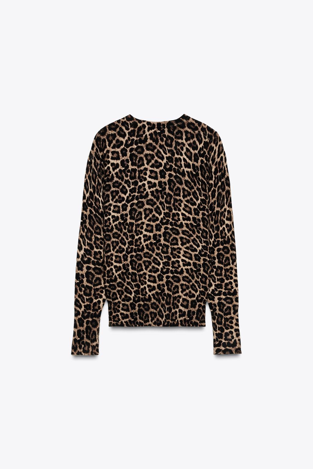 ANIMAL PRINT KNIT SWEATER