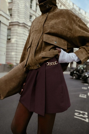 Бермуды со складками и цепочками- Заказать в России