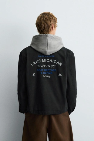 Куртка с вышивкой и молнией- Заказать в России