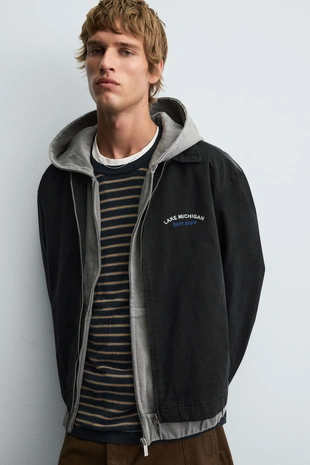 Куртка с вышивкой и молнией- Заказать в России