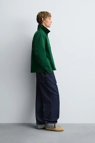 Куртка с вышивкой и молнией- Заказать в России