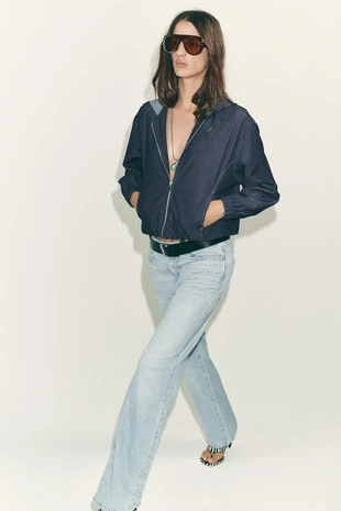 Куртка-бомбер с капюшоном- Заказать в России