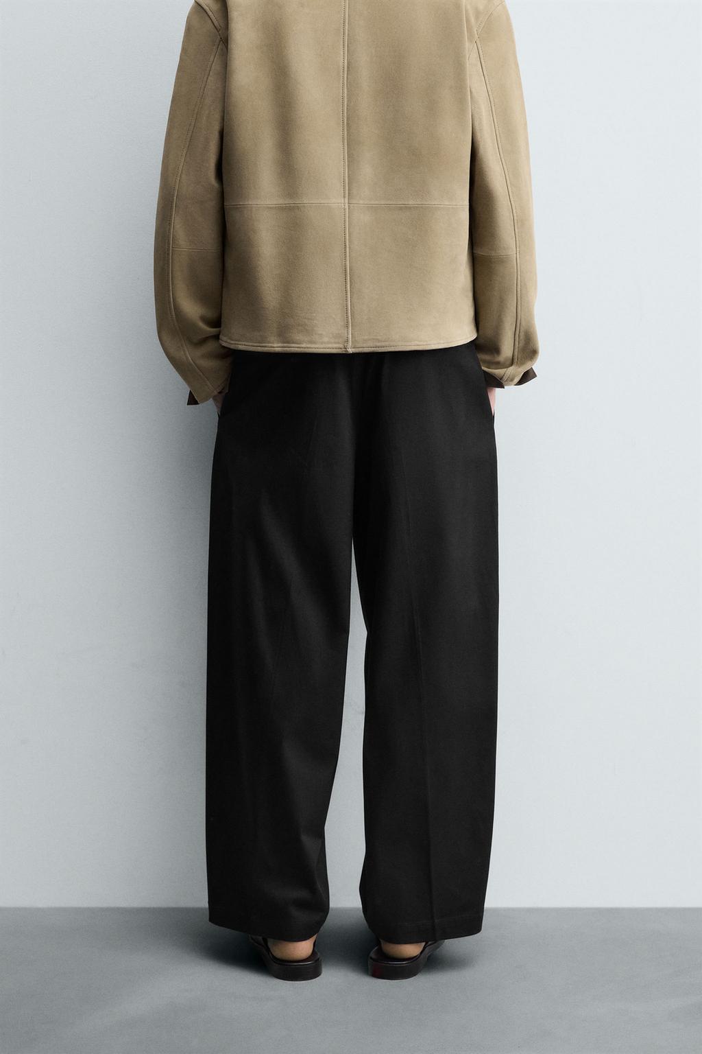 БРЮКИ RELAXED FIT СО СКЛАДКАМИ