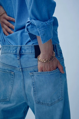 REGULAR FIT DENIM SHIRT- Заказать в России