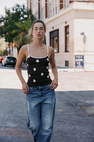 Топ в рубчик с цветами- Заказать в России