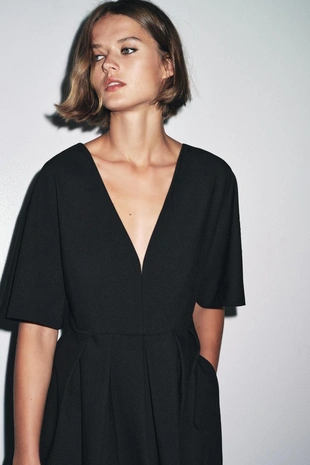 Платье миди с V-образным вырезом — ZW COLLECTION- Заказать в России