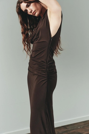 Платье миди со сборками- Заказать в России