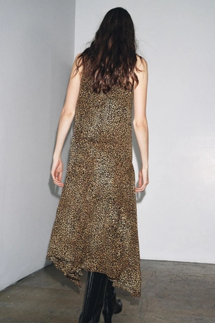 Платье халтер с анималистическим принтом — ZW COLLECTION- Заказать в России