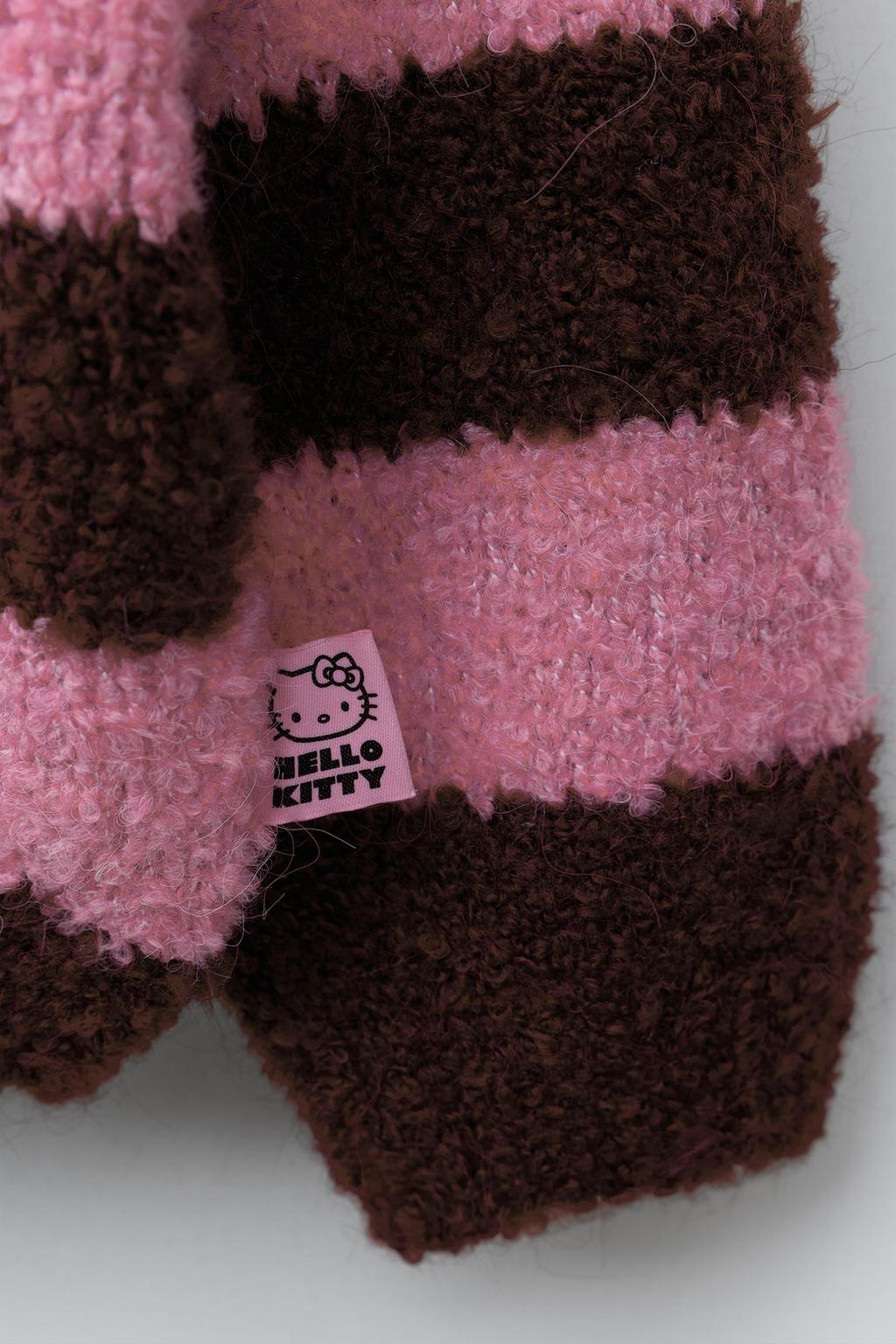 СВИТЕР В ПОЛОСКУ С ПРИНТОМ HELLO KITTY ©