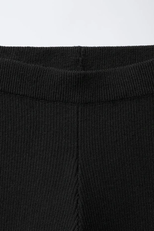 Black | 5536/700/800 - Zara Легинсы FLARE в рубчик