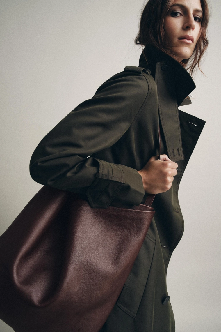 Кожаная сумка с двумя отделениями