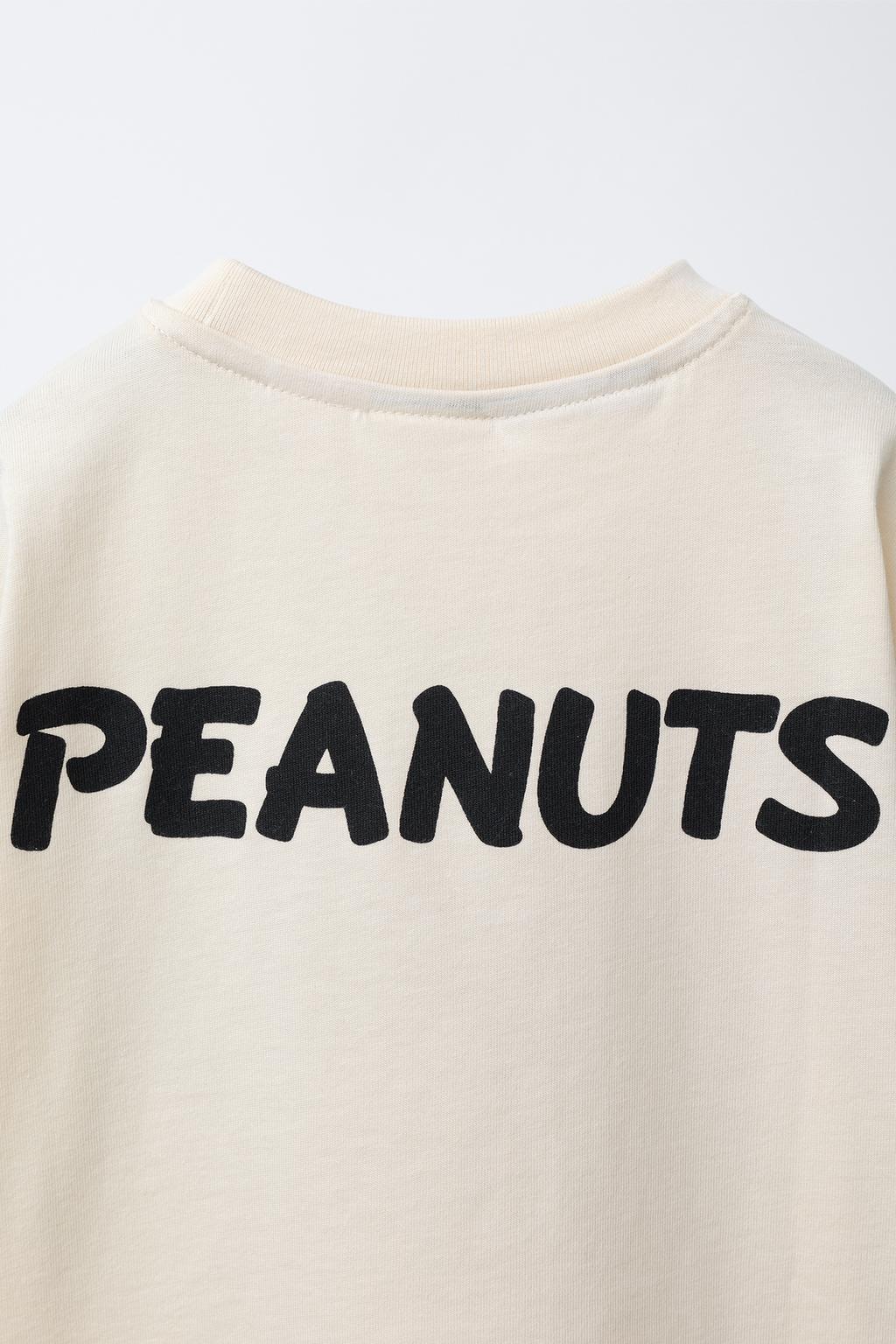 ФУТБОЛКА С НАШИВКОЙ SNOOPY PEANUTS™