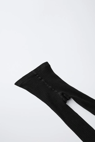 Однотонные колготки в рубчик