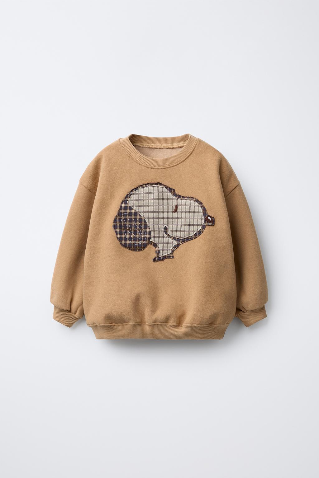 ТОЛСТОВКА С НАШИВКОЙ SNOOPY PEANUTS™