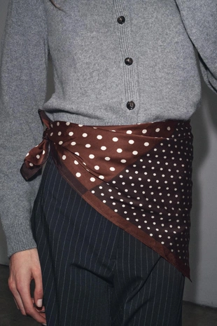 Платок с принтом в горошек- Заказать в России